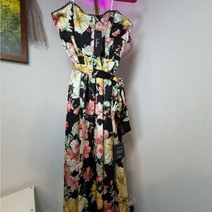 🌸 BRAND NEW WITH TAGS – LULUS FLORAL MIDI DRESS (SIZE XL) 🌸